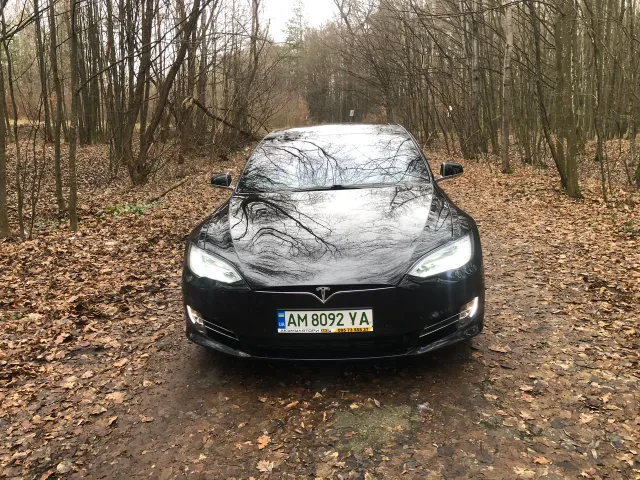 Tesla Model S - фото 3