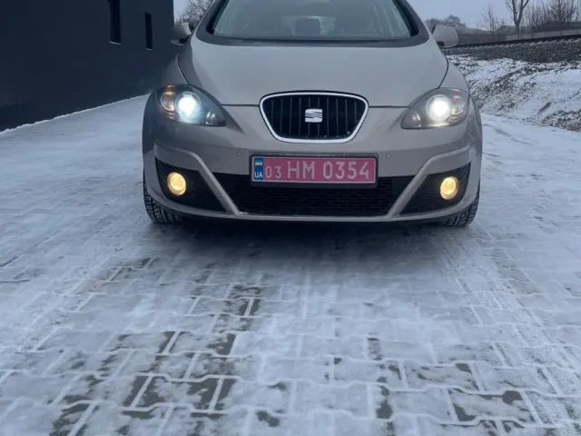 SEAT Altea - фото 1