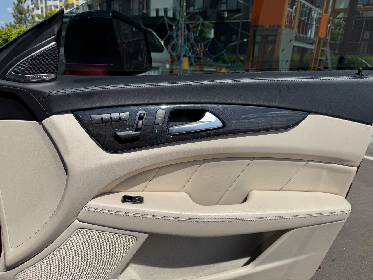 Mercedes-Benz CLS - фото 7