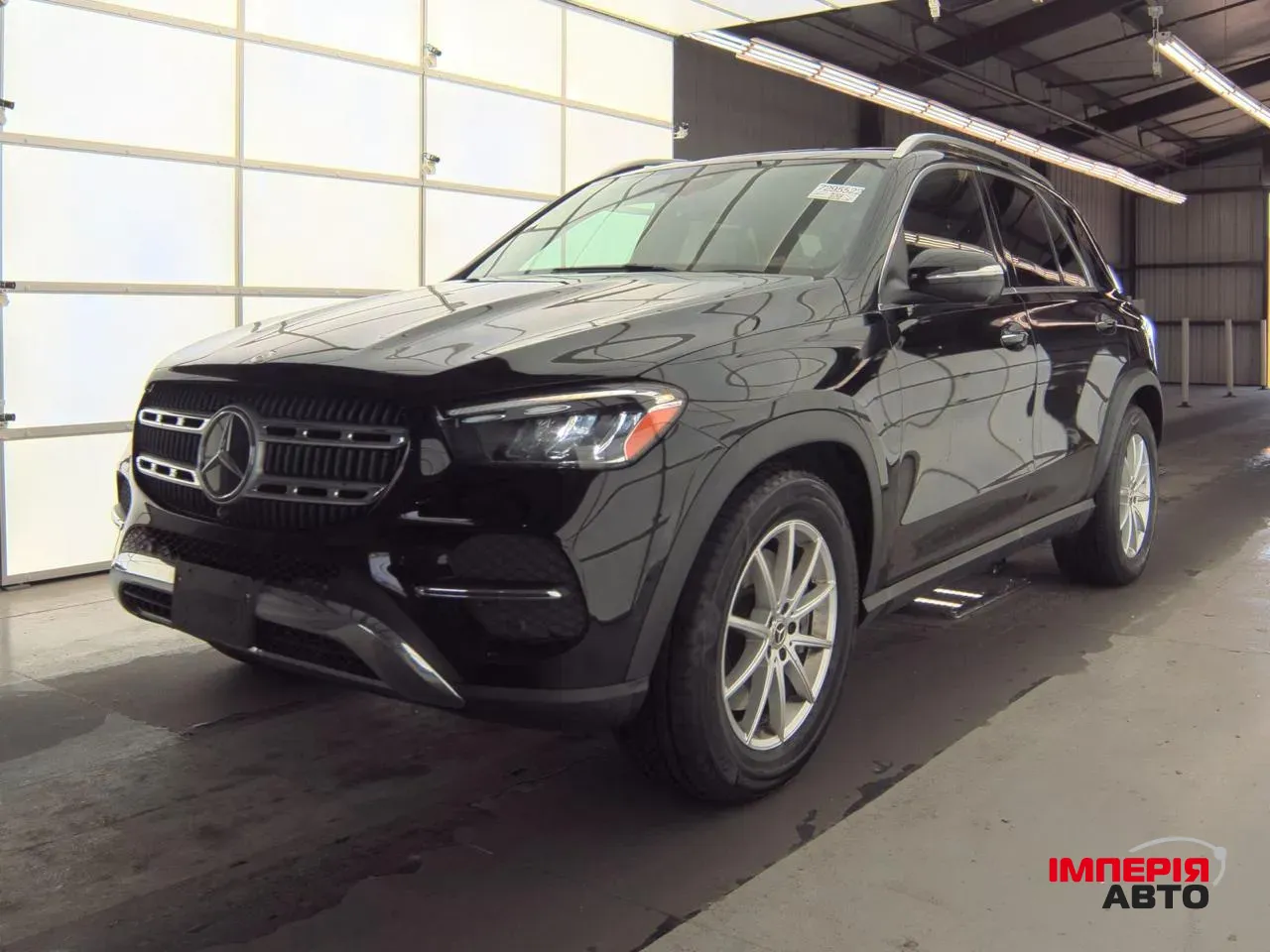 Mercedes-Benz GLE - фото 1