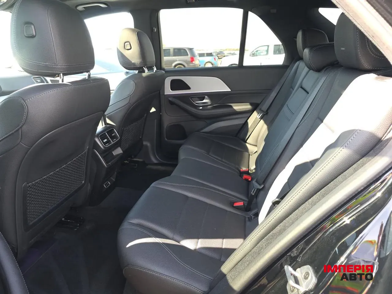 Mercedes-Benz GLE - фото 7