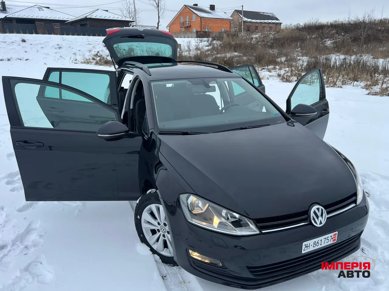 Volkswagen Golf - фото 1