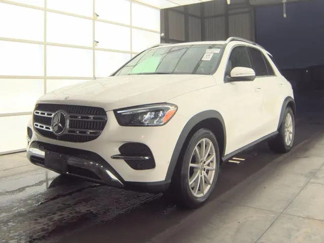 Mercedes-Benz GLE - фото 1