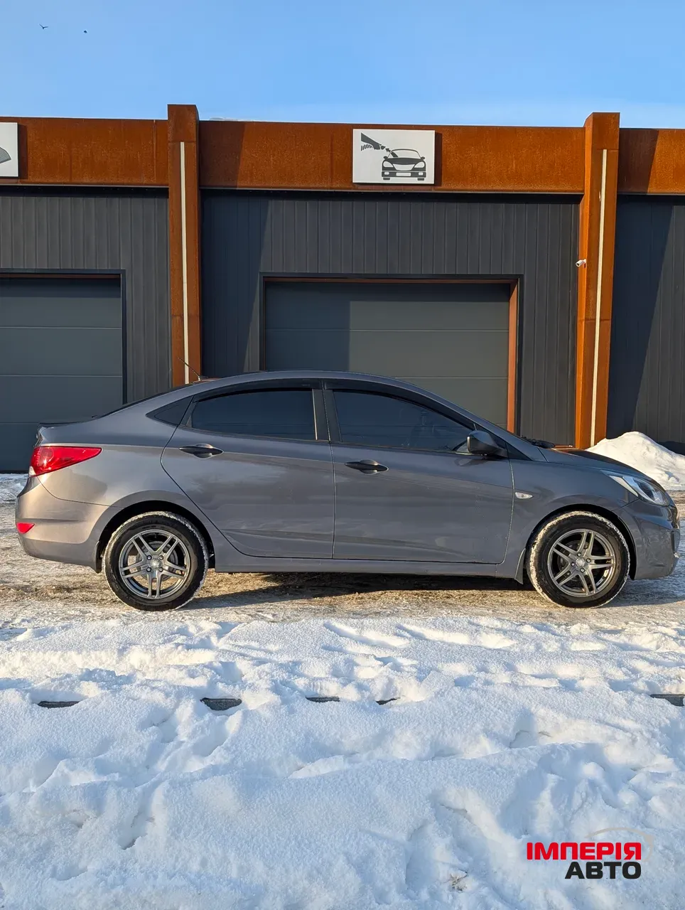 Hyundai Accent - фото 5