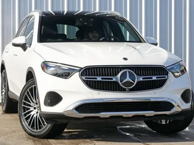 Mercedes-Benz GLE - фото 1
