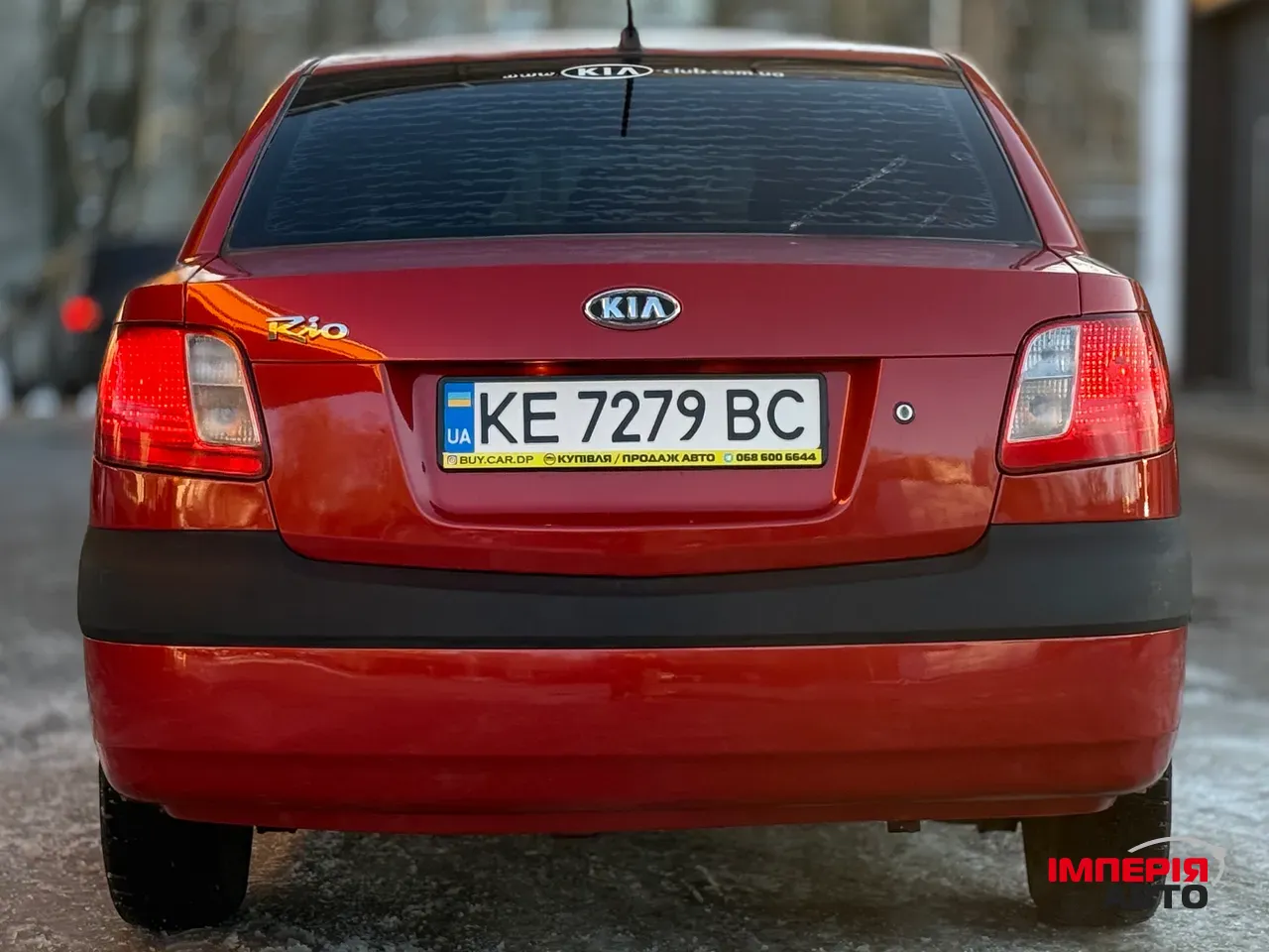 Kia Rio - фото 4