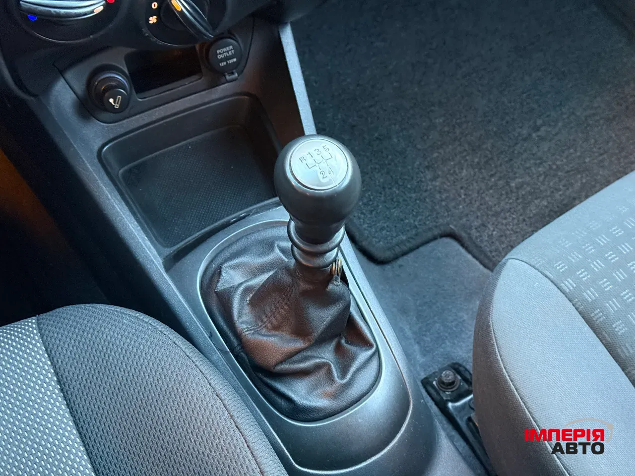 Kia Rio - фото 47