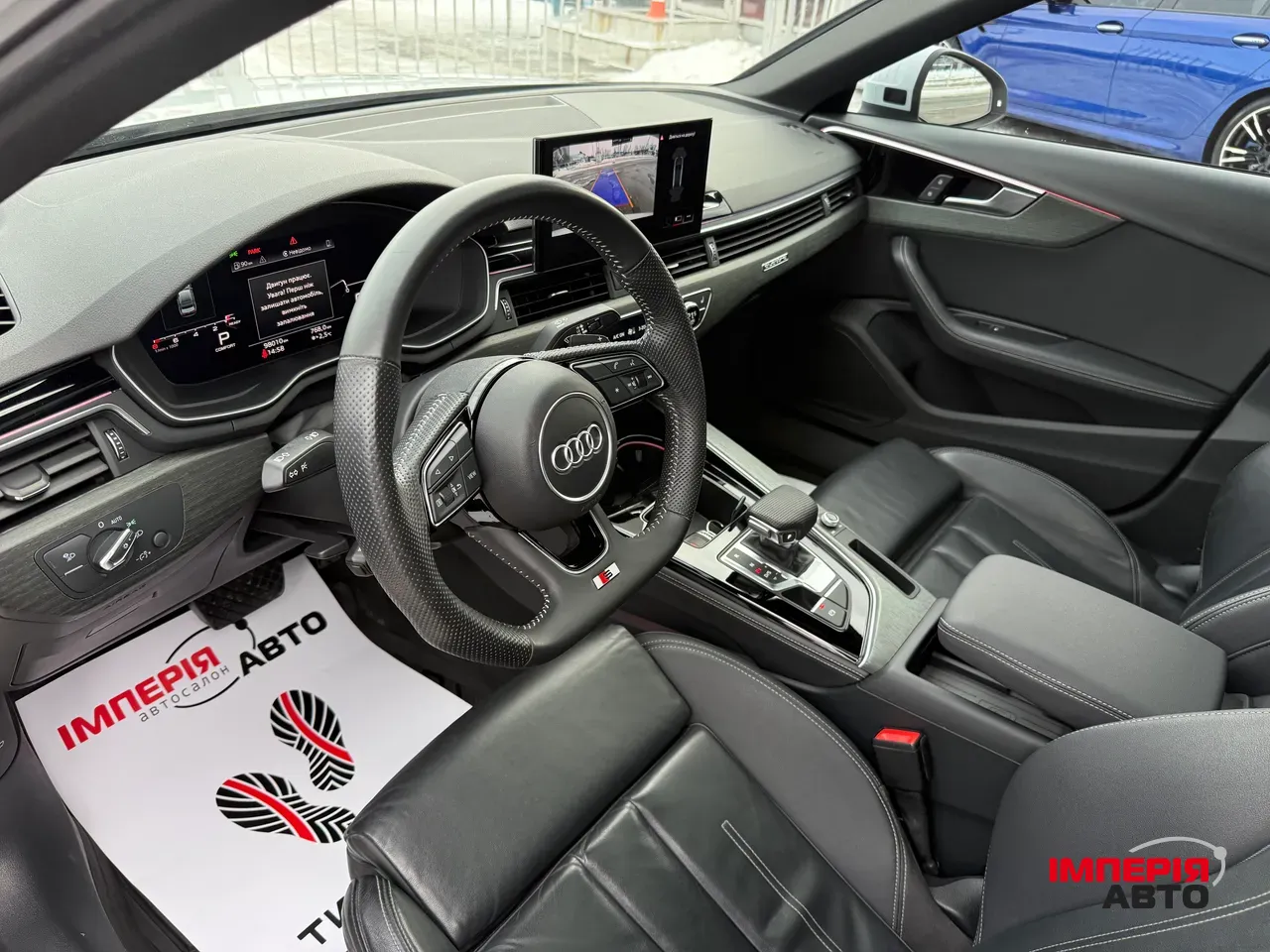 Audi A4 - фото 8