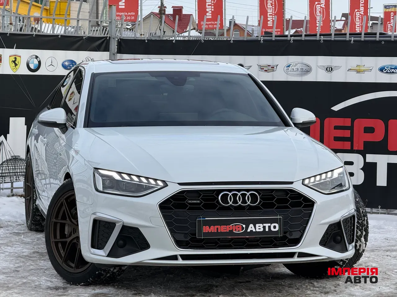 Audi A4 - фото 17