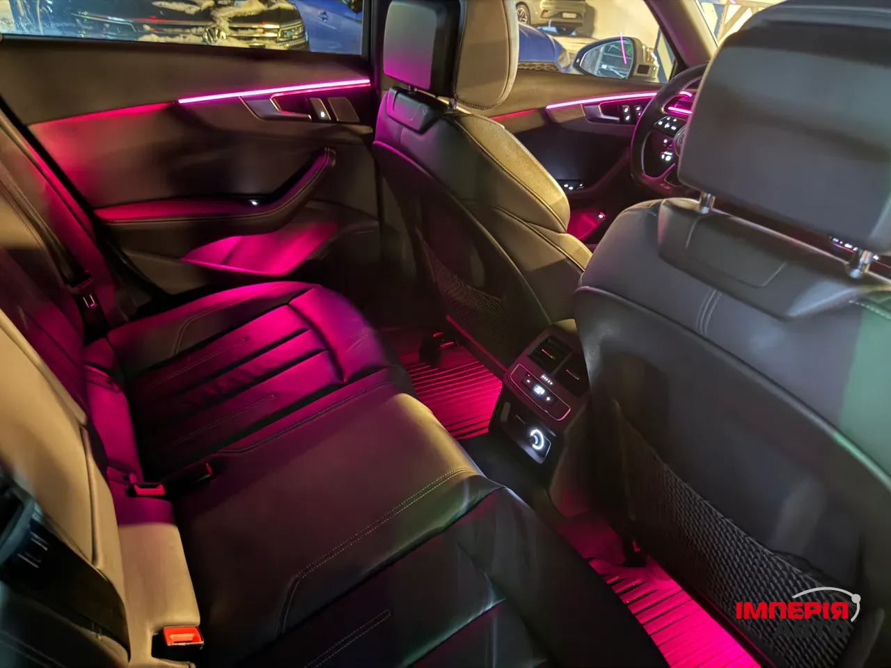 Audi A4 - фото 18