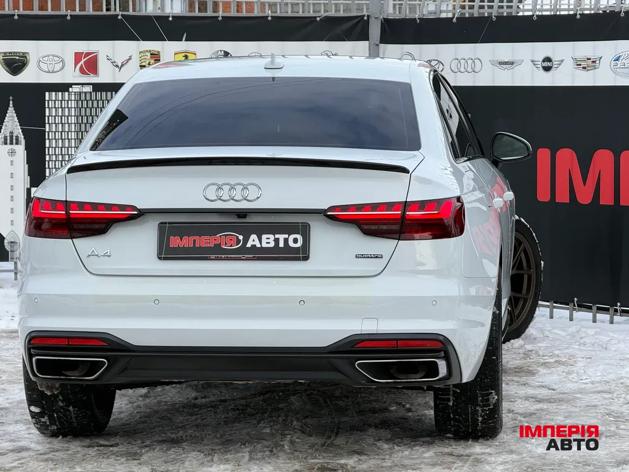 Audi A4 - фото 6