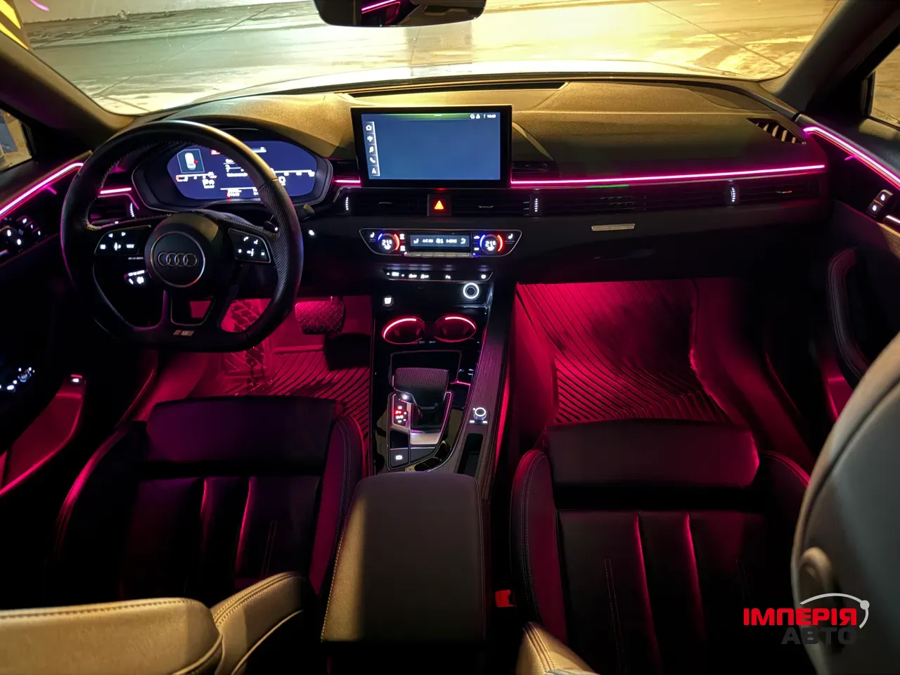 Audi A4 - фото 19