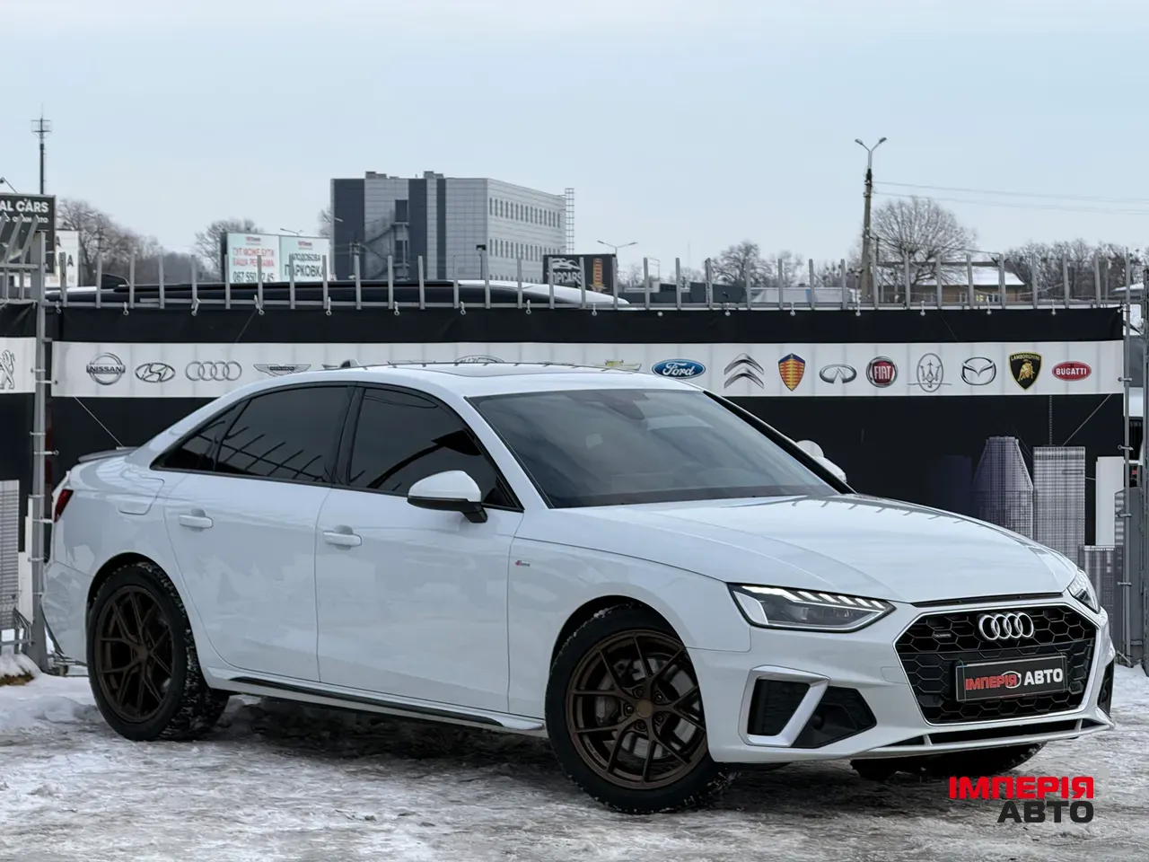 Audi A4 - фото 3