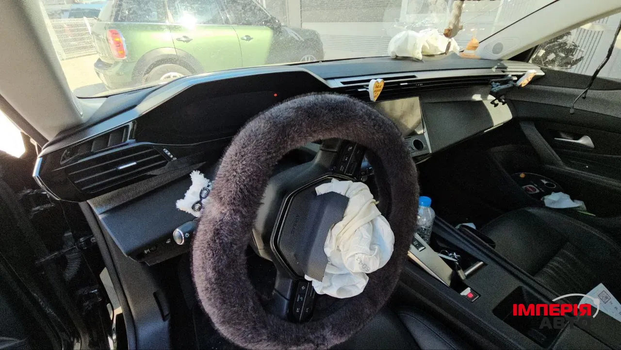 Peugeot 308 - фото 10