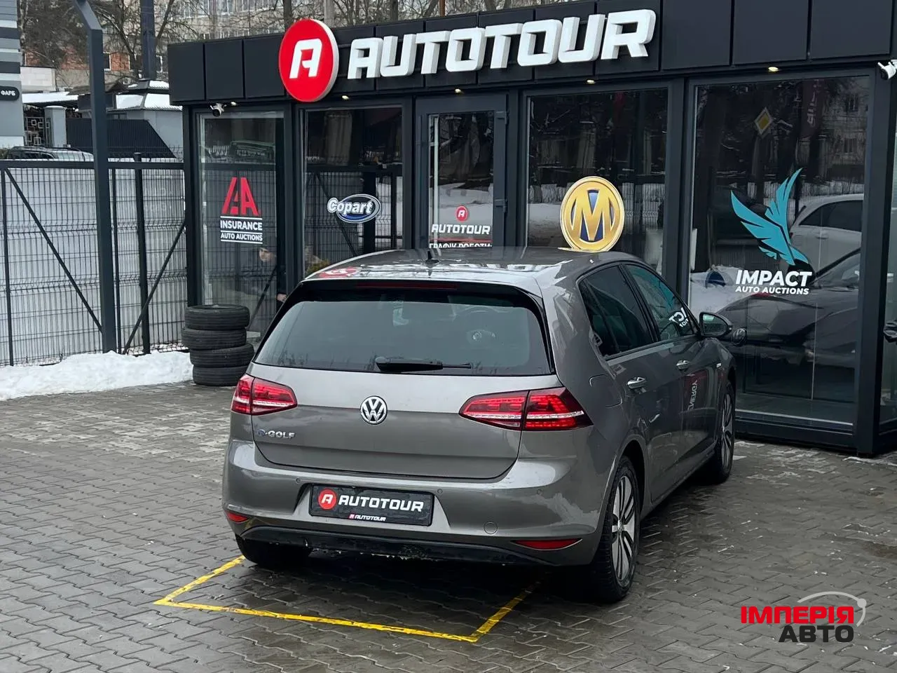 Volkswagen Golf - фото 12