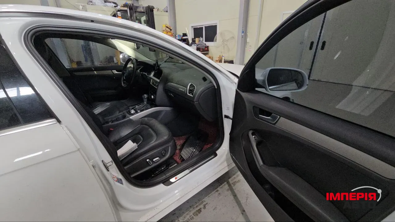 Audi A4 - фото 4