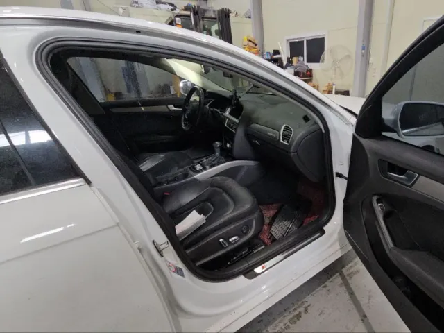 Audi A4 - фото 4