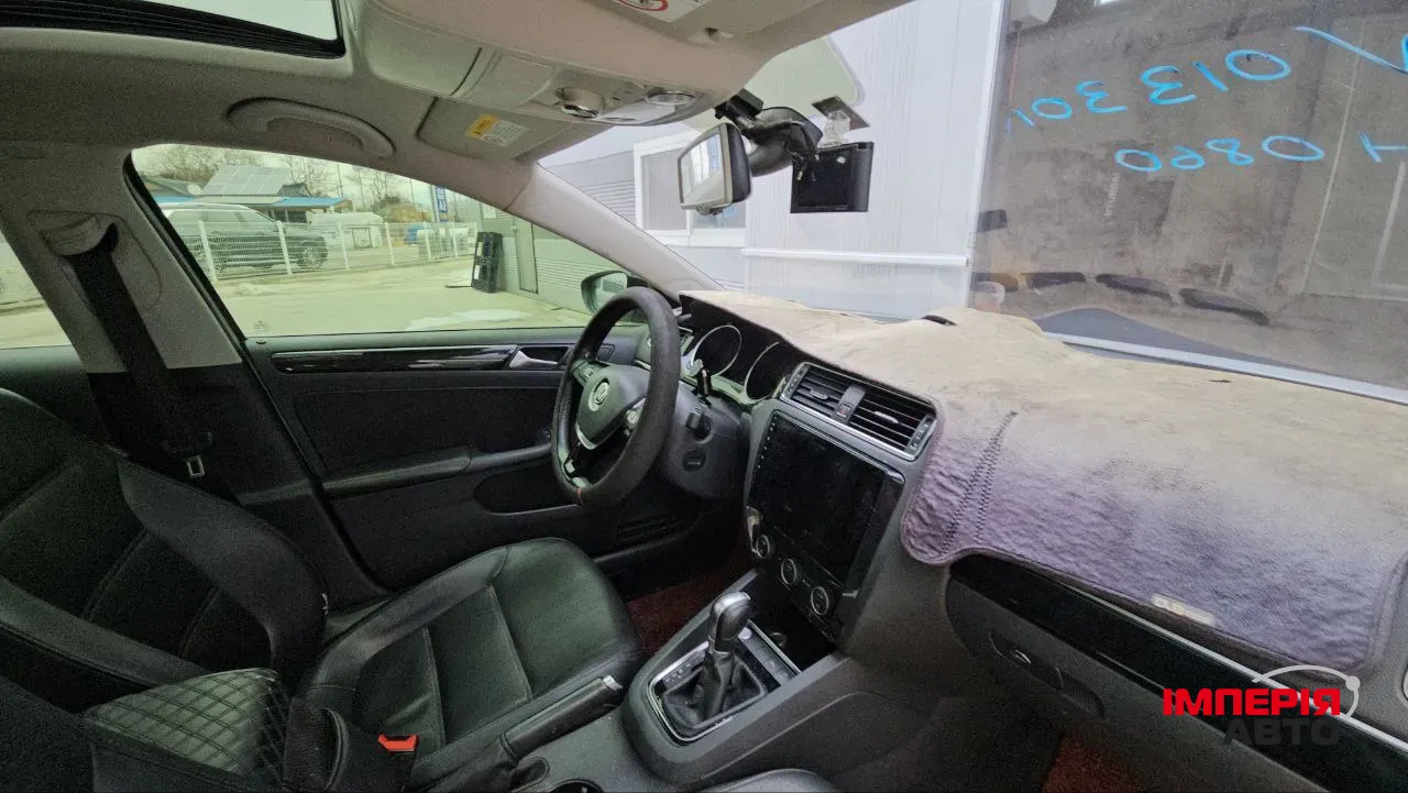 Volkswagen Jetta - фото 9