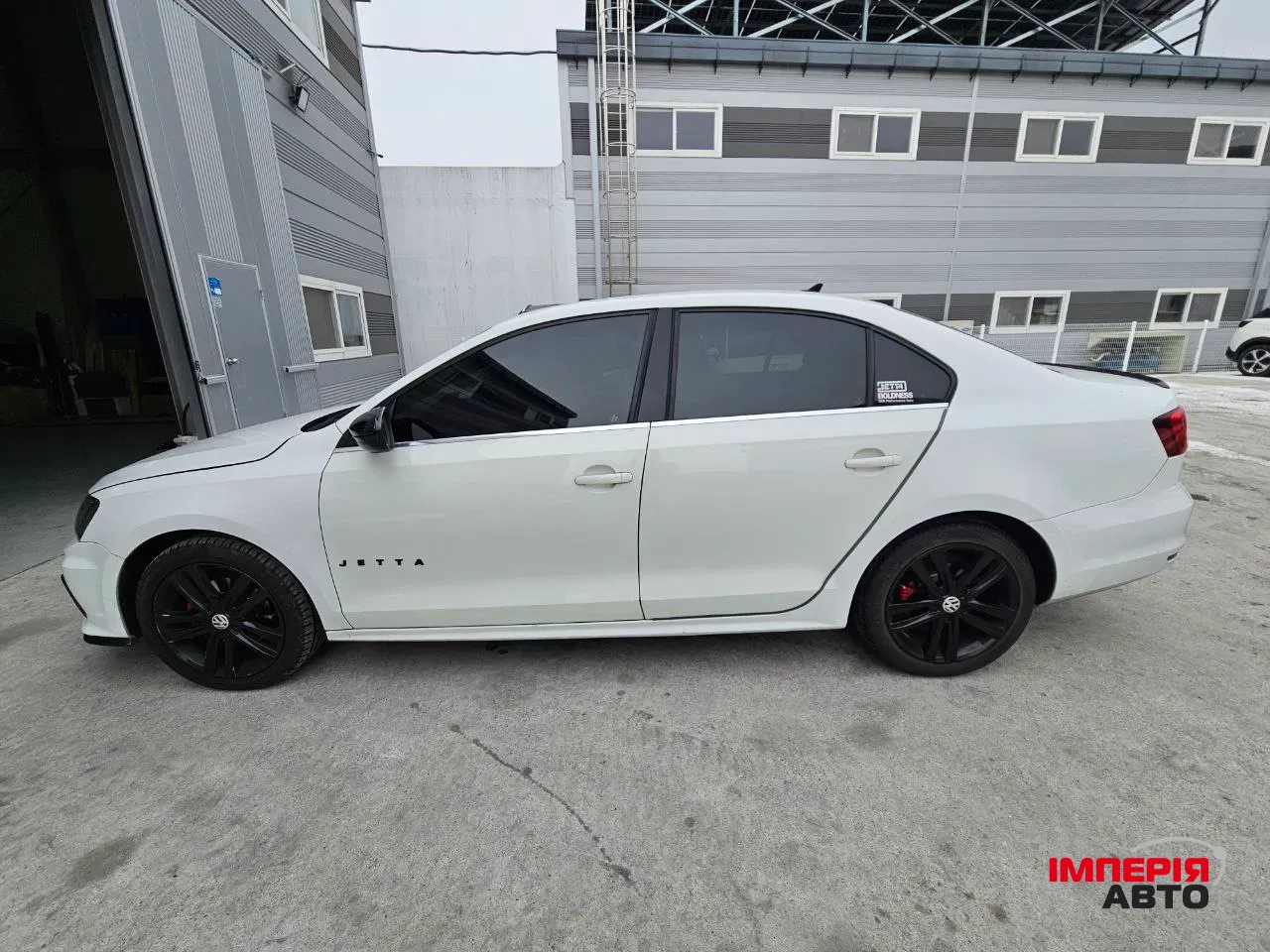 Volkswagen Jetta - фото 2