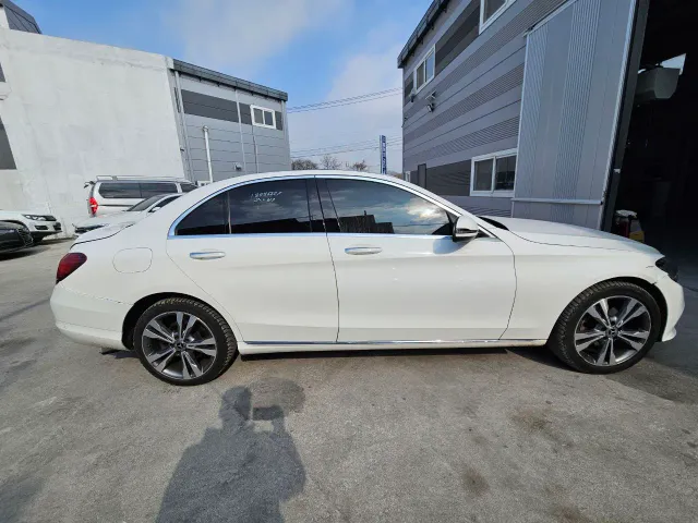 Mercedes-Benz C-Класс - фото 4