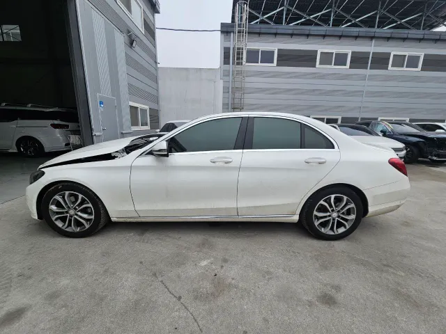 Mercedes-Benz C-Класс - фото 3