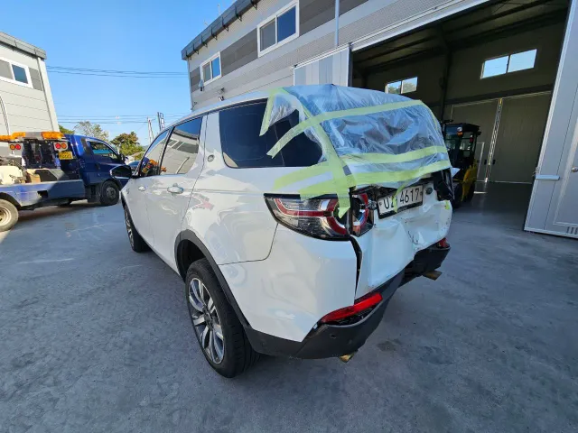 Land Rover Discovery Sport - фото 3