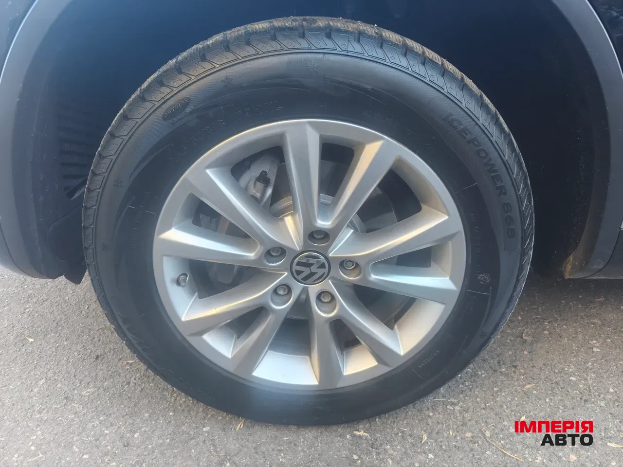 Volkswagen Touareg - фото 17