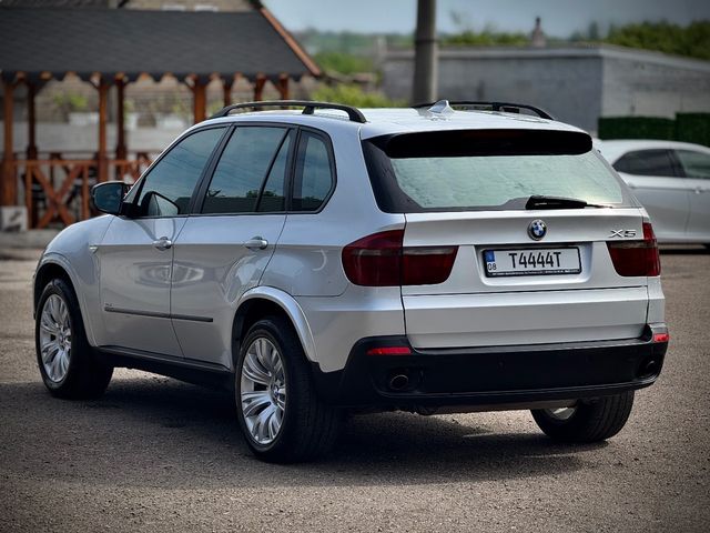 BMW X5 - фото 2