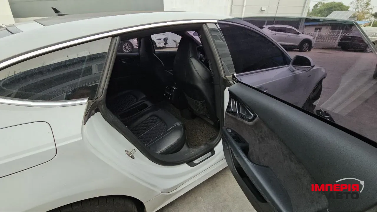 Audi A7 - фото 4