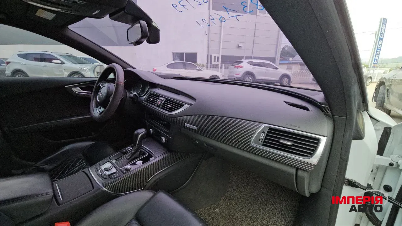 Audi A7 - фото 7