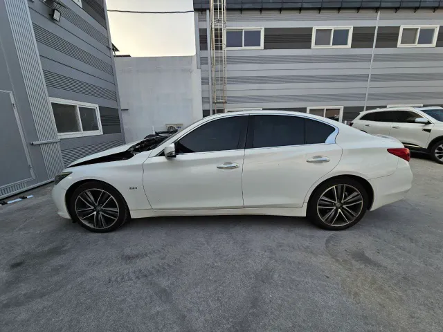 Infiniti Q50 - фото 3