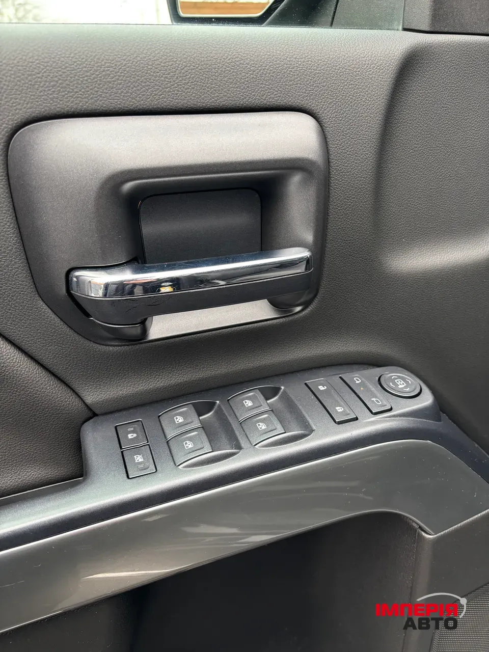 Chevrolet Silverado - фото 18