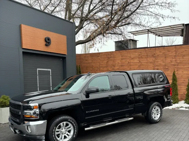 Chevrolet Silverado - фото 2