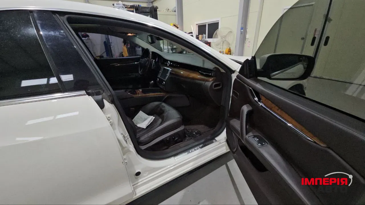 Maserati Quattroporte - фото 5