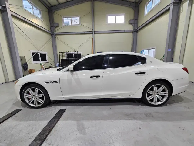 Maserati Quattroporte - фото 4