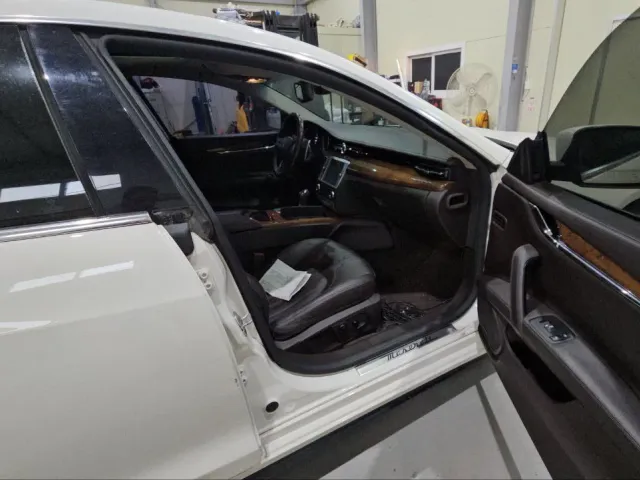 Maserati Quattroporte - фото 5