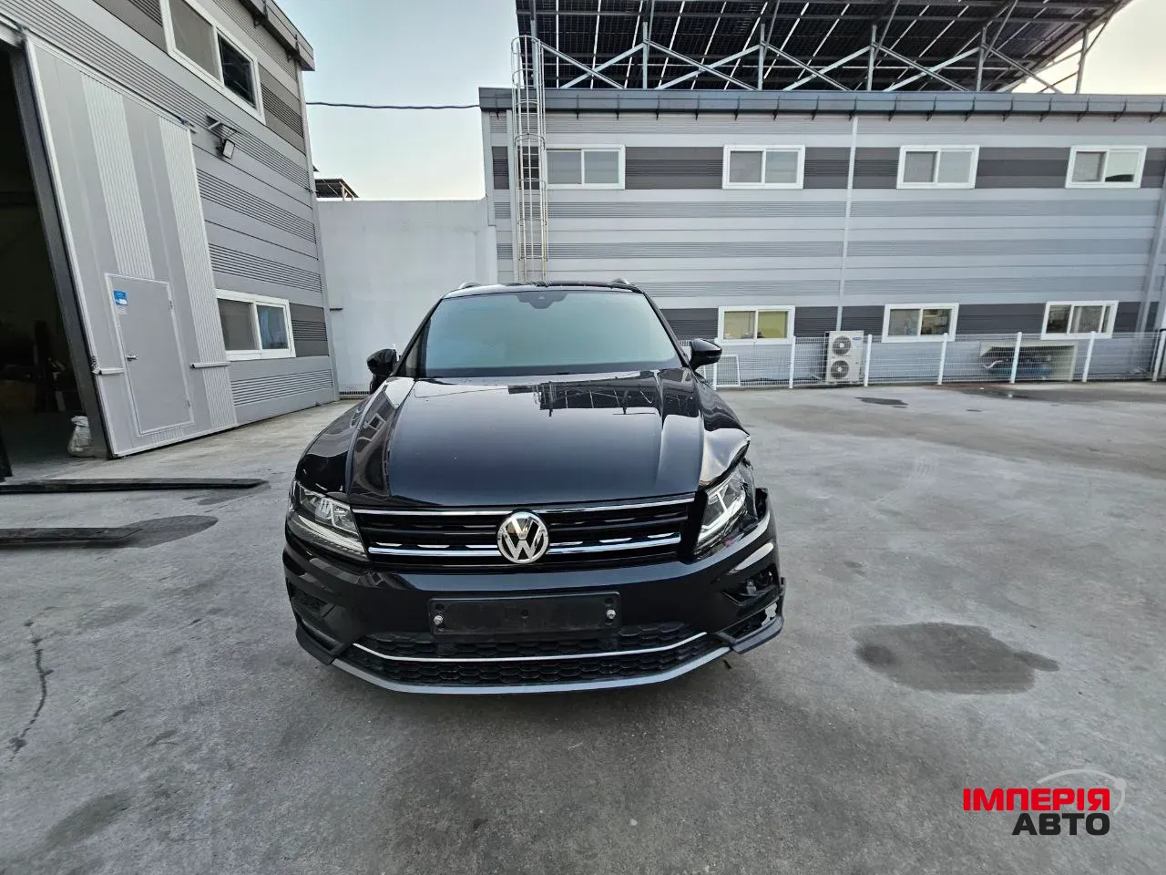 Volkswagen Tiguan - фото 6