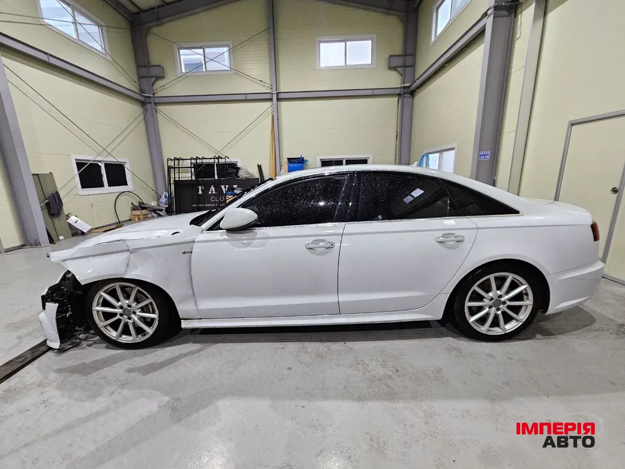 Audi A6 - фото 9