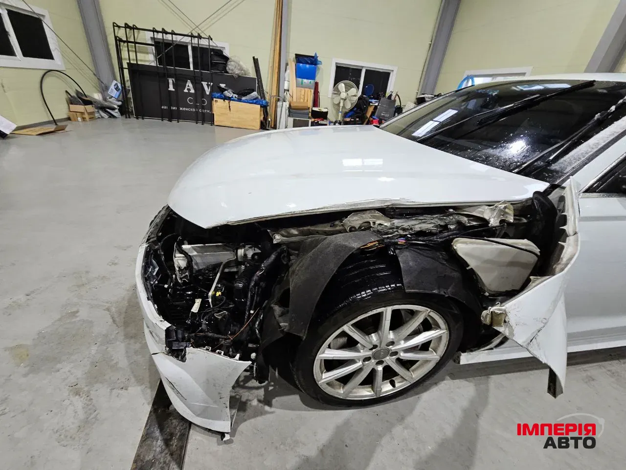 Audi A6 - фото 7