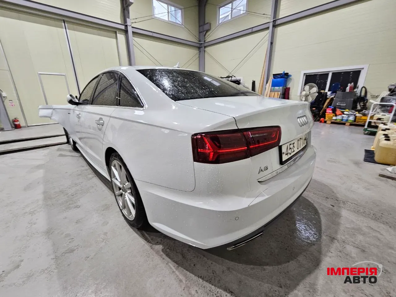 Audi A6 - фото 1