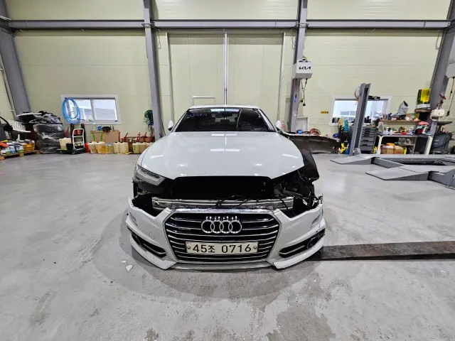 Audi A6 - фото 4