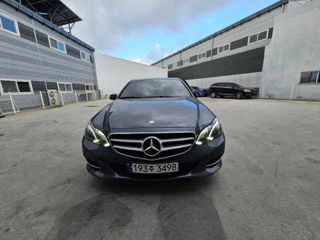 Mercedes-Benz E-Класс - фото 1