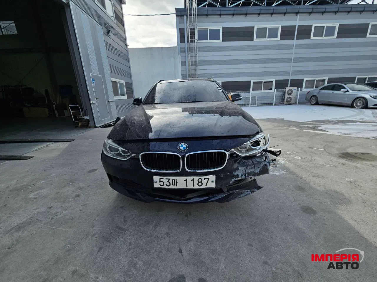 BMW 3 серії - фото 1