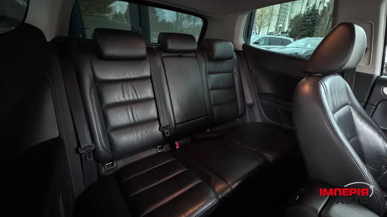 Volkswagen Golf - фото 4