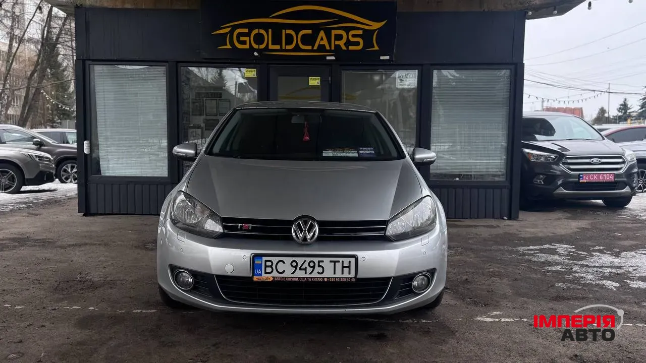 Volkswagen Golf - фото 1