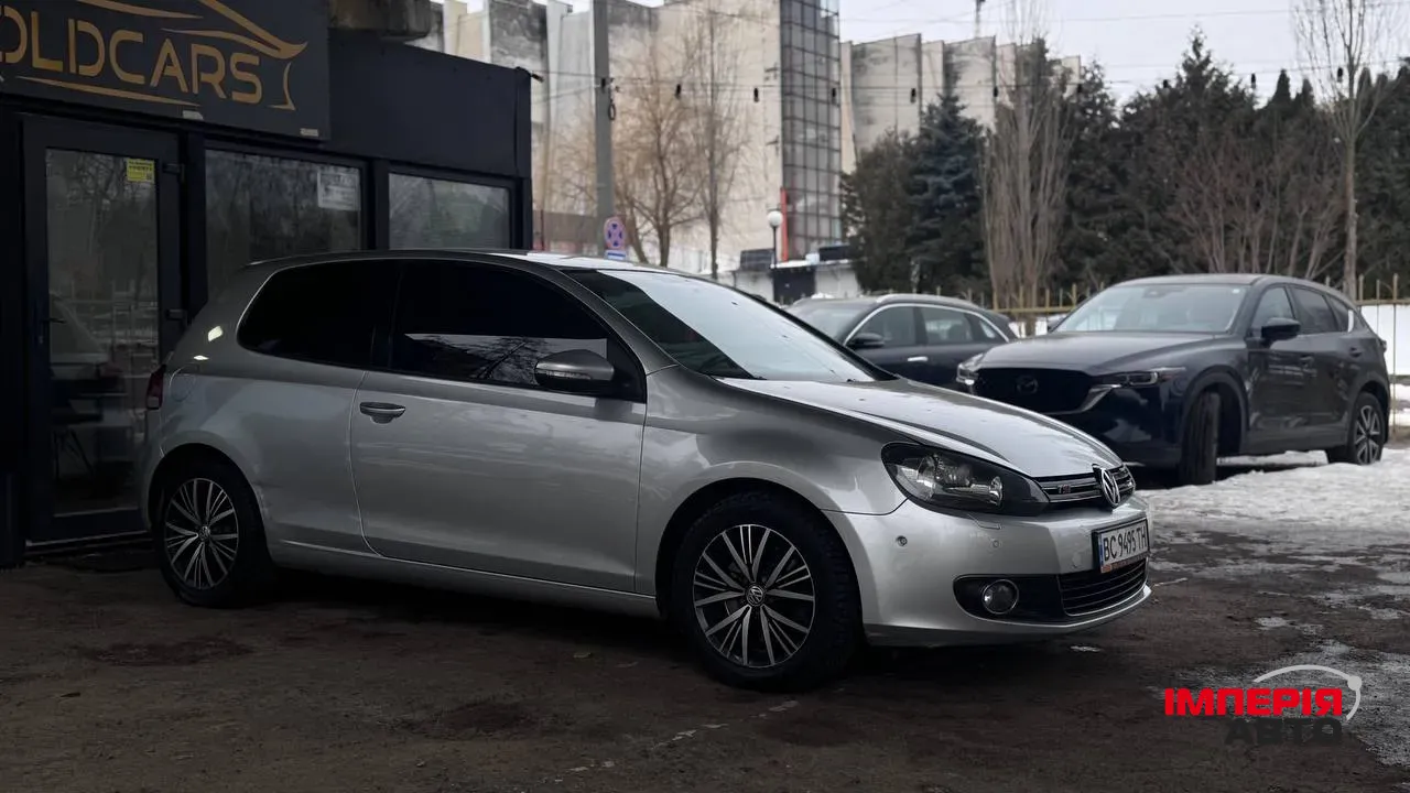 Volkswagen Golf - фото 3