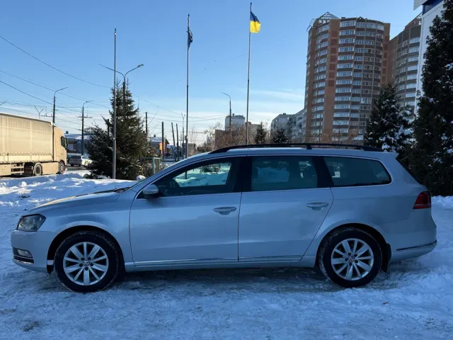 Volkswagen Passat - фото 1