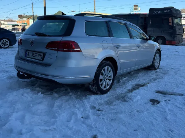 Volkswagen Passat - фото 4