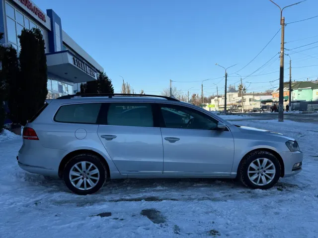 Volkswagen Passat - фото 5