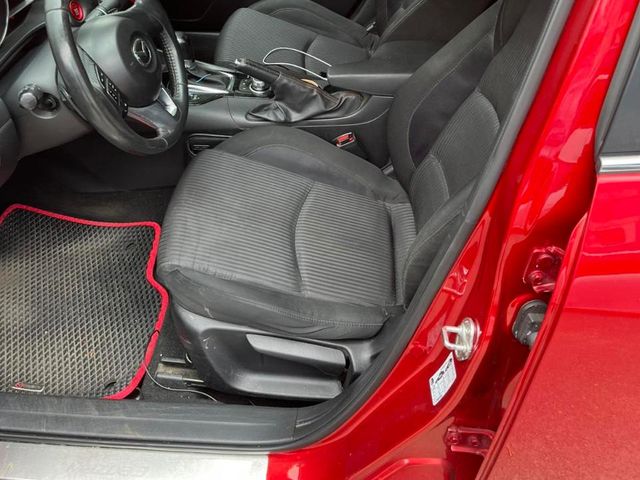 Mazda 3 - фото 1